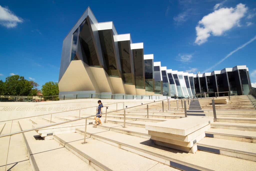 university of canberra